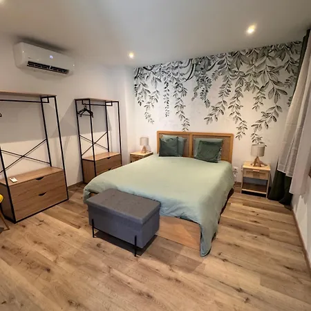 Le Verdoyant , Maisonnette Cosy Avec Terrasse Totalement Climatise Avec Parking Daire *
