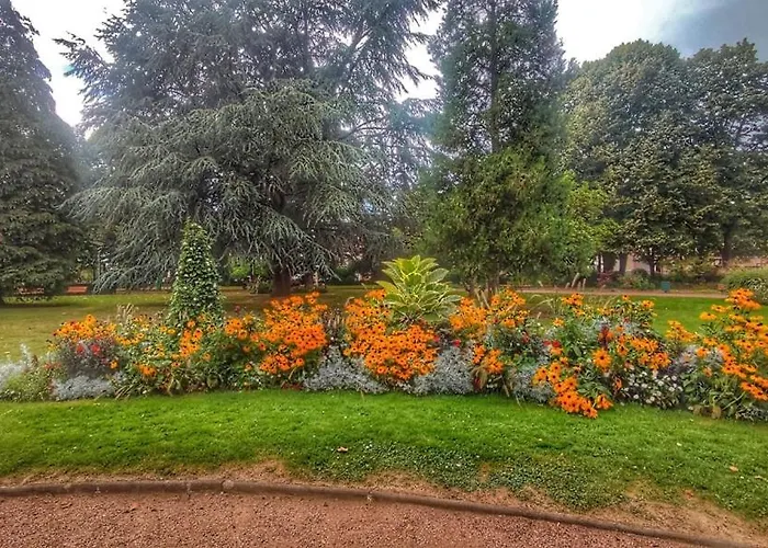 Le Verdoyant , Maisonnette Cosy Avec Terrasse Totalement Climatise Avec Parking Apartmán *