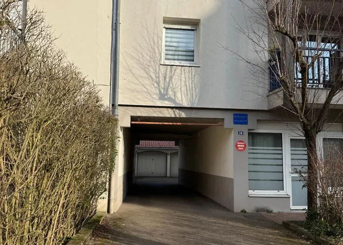 Le Verdoyant , Maisonnette Cosy Avec Terrasse Totalement Climatise Avec Parking Apartmán *